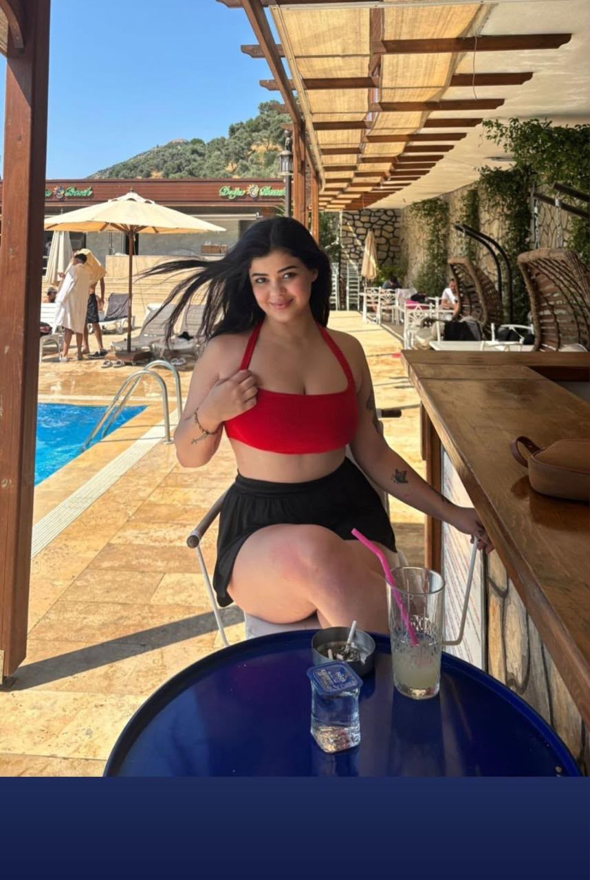 Böğürtlen Sempatik Kadın Escort Bayan Aysun