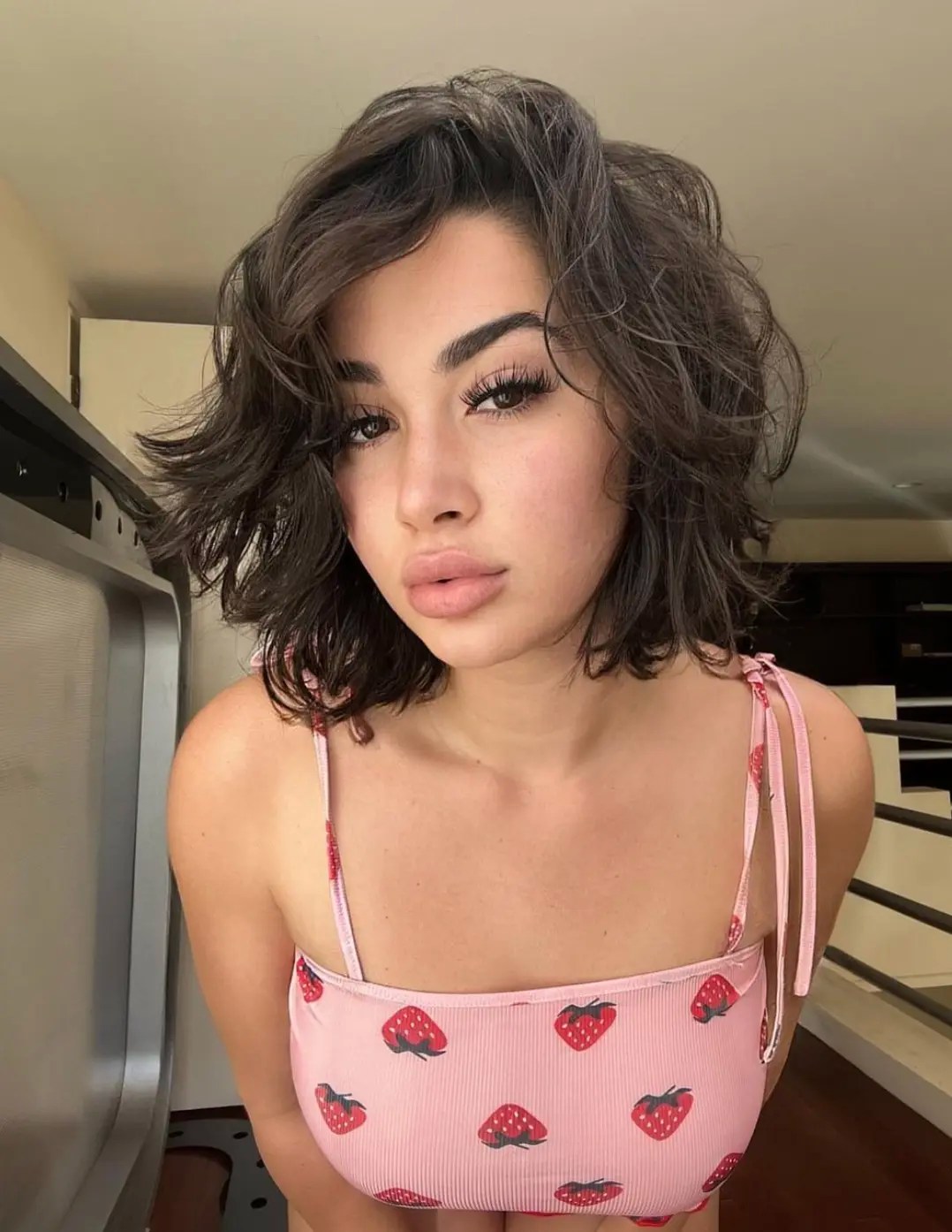 Çarmuzu Lüks Bayan Bayan Escort Melek