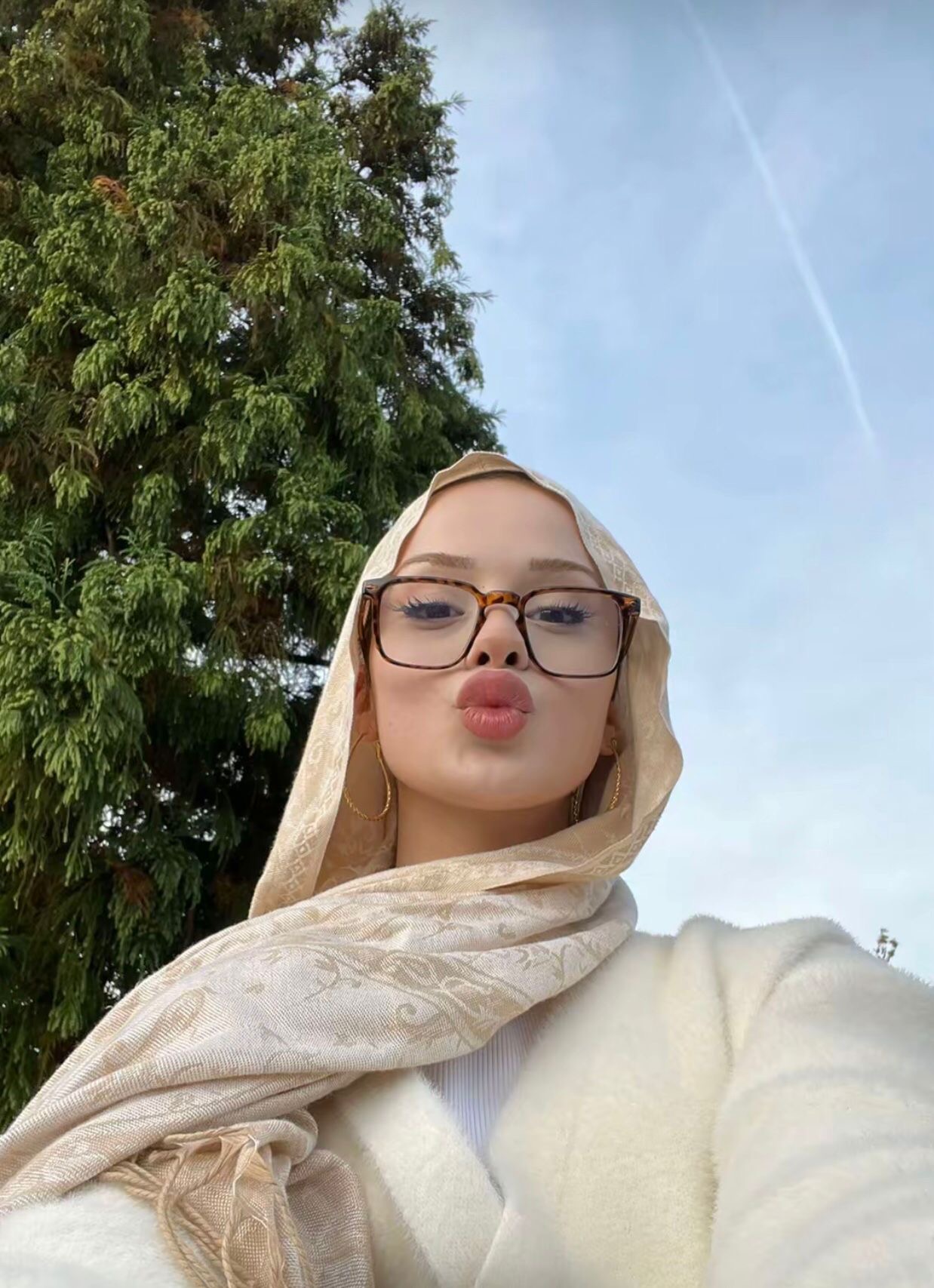 Karslılar Estetik Bayan Bayan Escort Alya